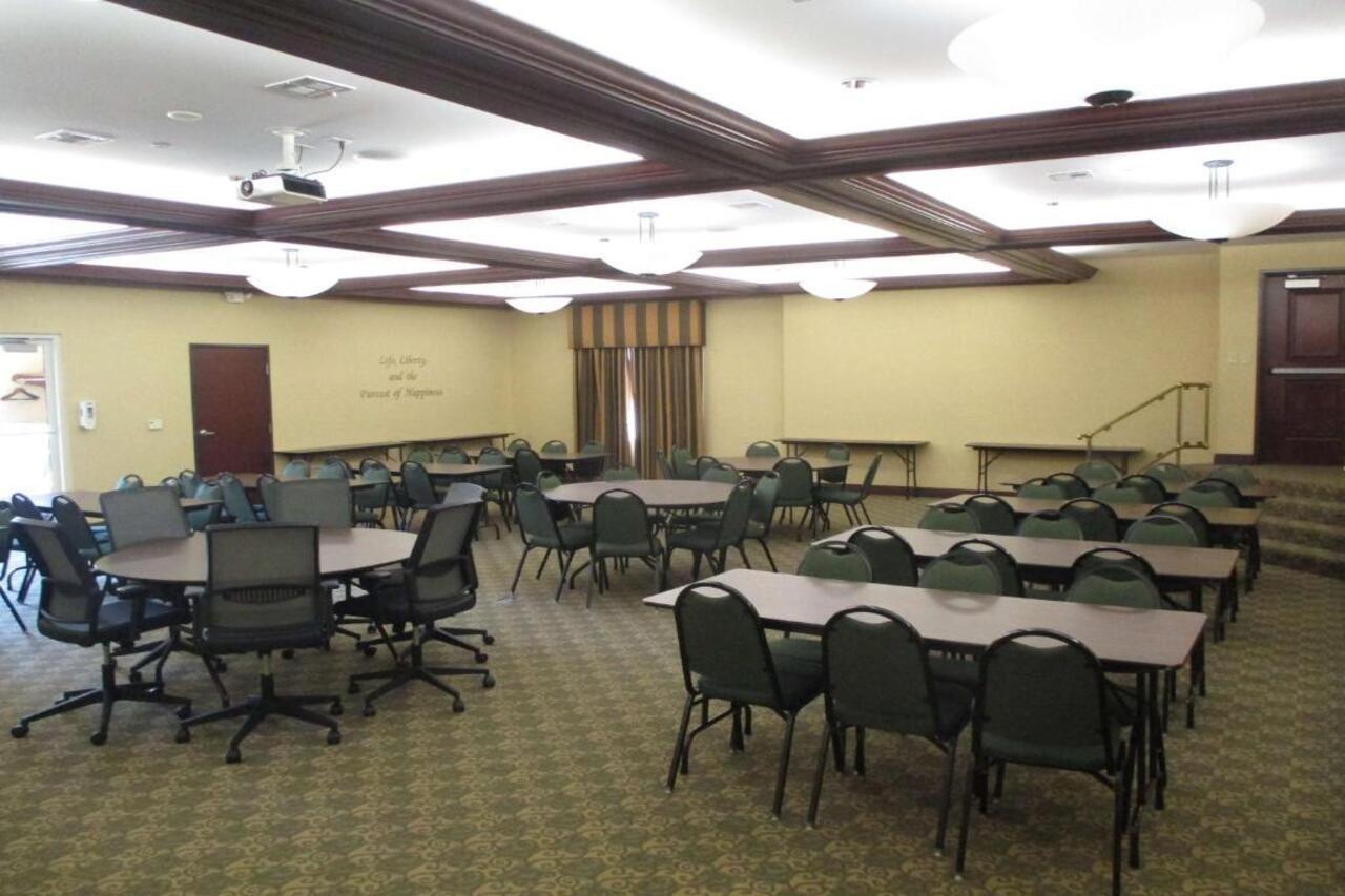 Best Western Coffeyville Central Business District Inn And Suites Bagian luar foto