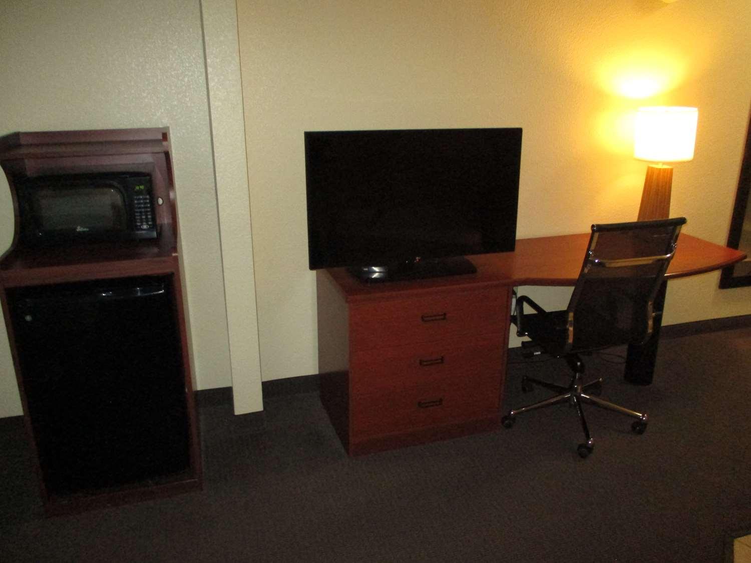 Best Western Coffeyville Central Business District Inn And Suites Bagian luar foto