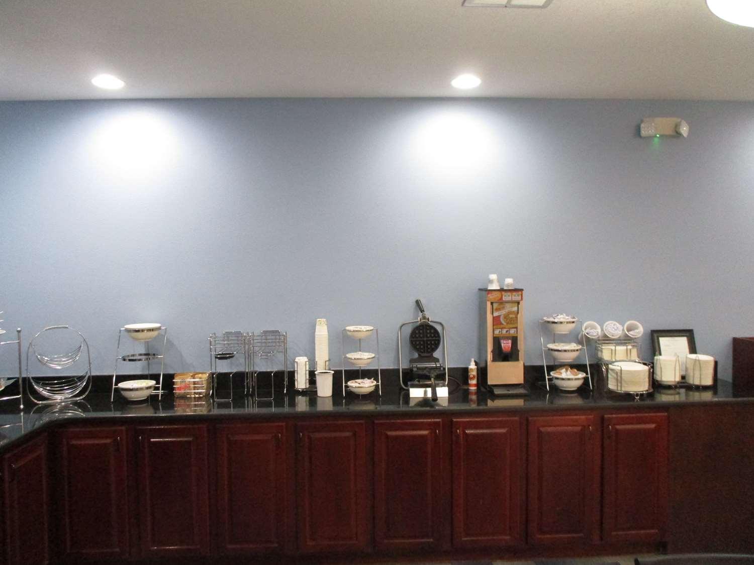 Best Western Coffeyville Central Business District Inn And Suites Bagian luar foto