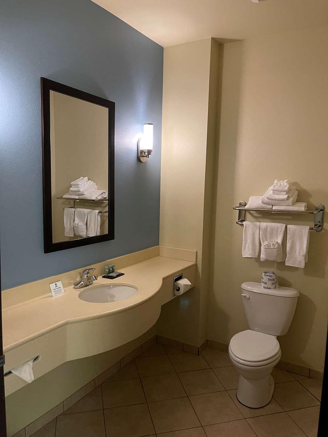 Best Western Coffeyville Central Business District Inn And Suites Bagian luar foto