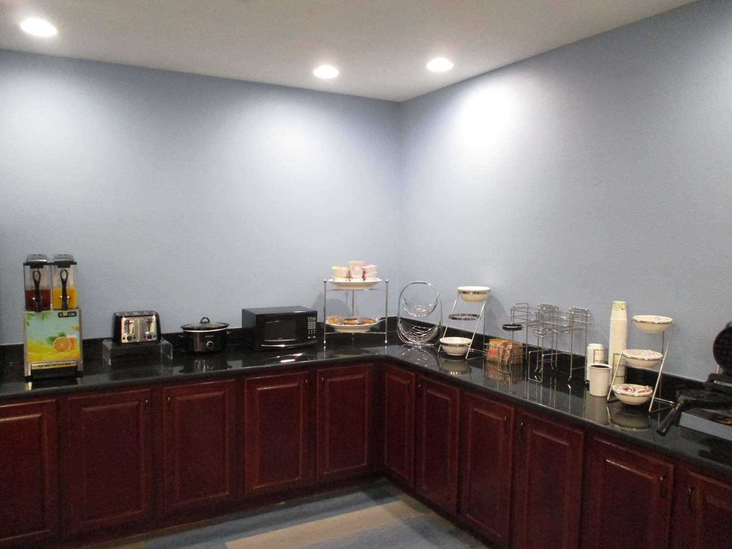 Best Western Coffeyville Central Business District Inn And Suites Bagian luar foto