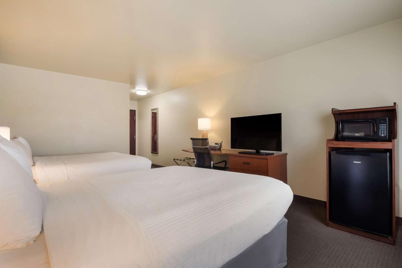 Best Western Coffeyville Central Business District Inn And Suites Bagian luar foto